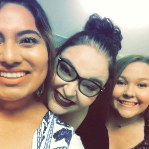 Meet your Posher, Emily